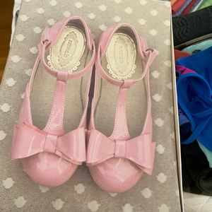 Girls Joyfolie shoes!